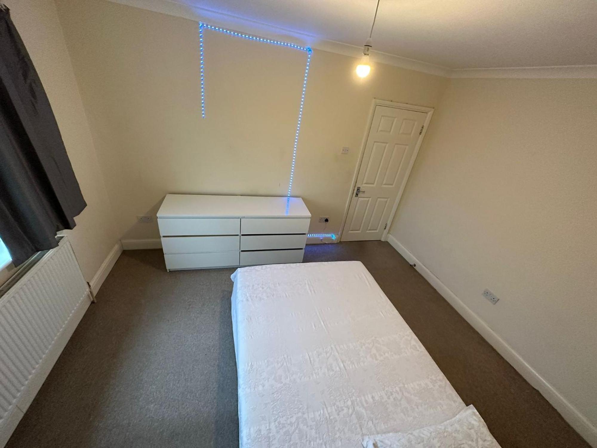 House Dollis Hill Apartment London Exterior photo