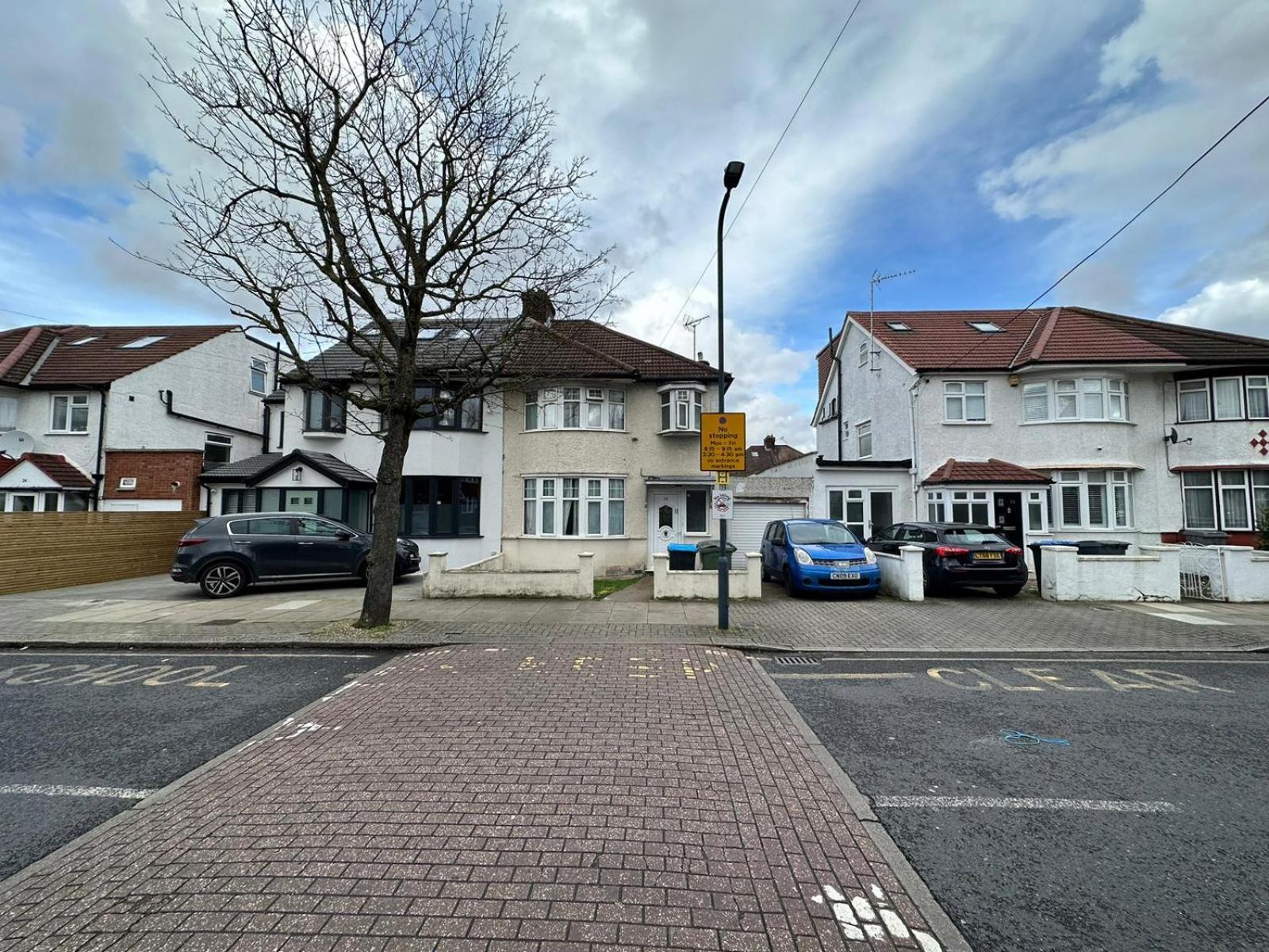 House Dollis Hill Apartment London Exterior photo