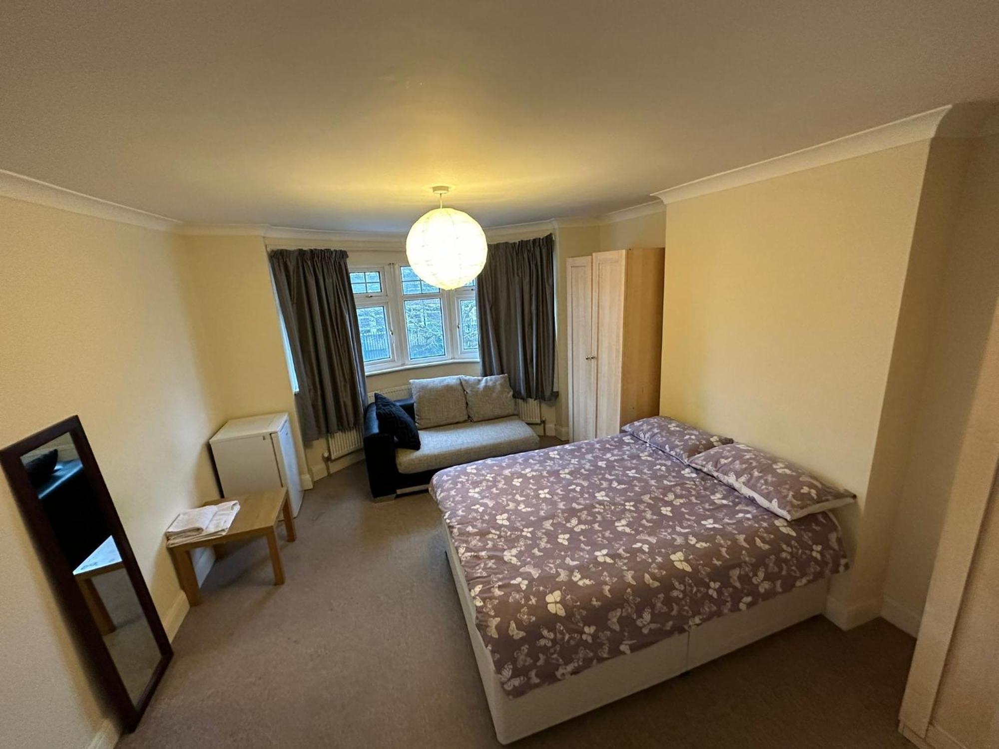 House Dollis Hill Apartment London Exterior photo
